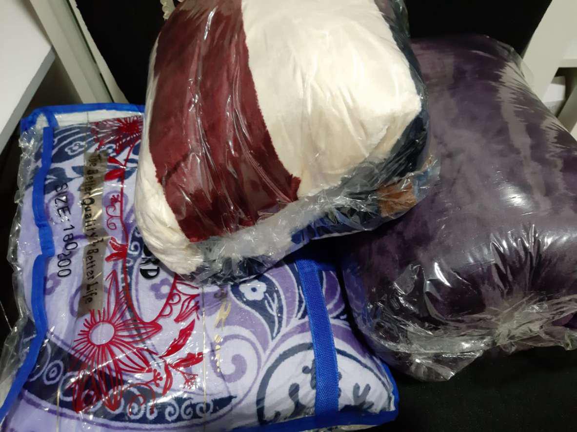 Selimut Bulu Dewasa Uk 180 X 200 Cm