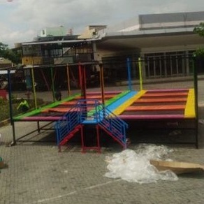 Trampolin Kotak 017