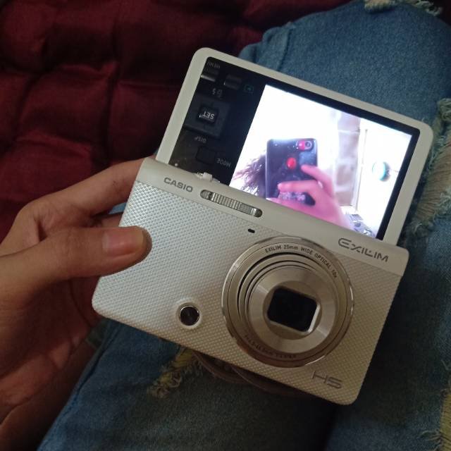 Camera casio exilim ZR65 second