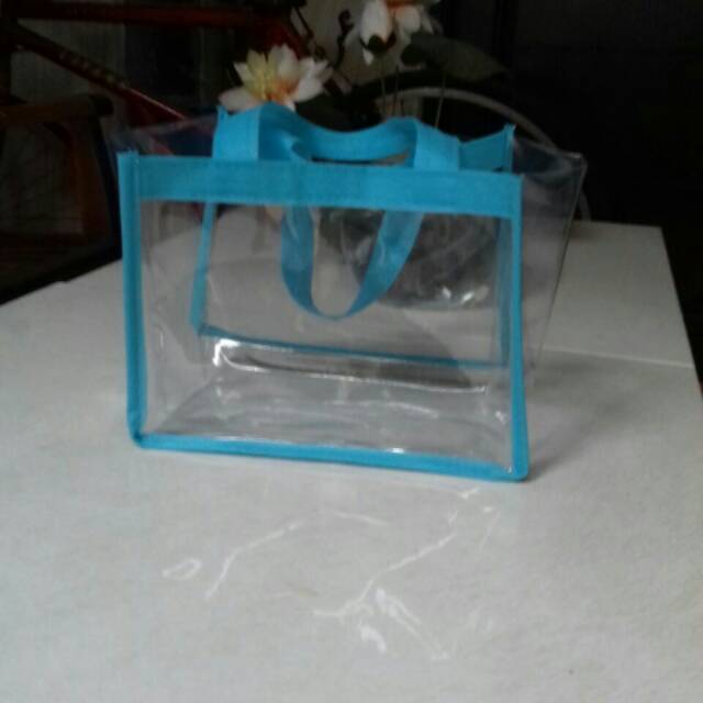 

Tas full mika polos ( uk. 20x22 lbr 17cm)