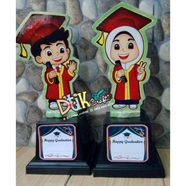 Trophy wisuda / piala wisuda