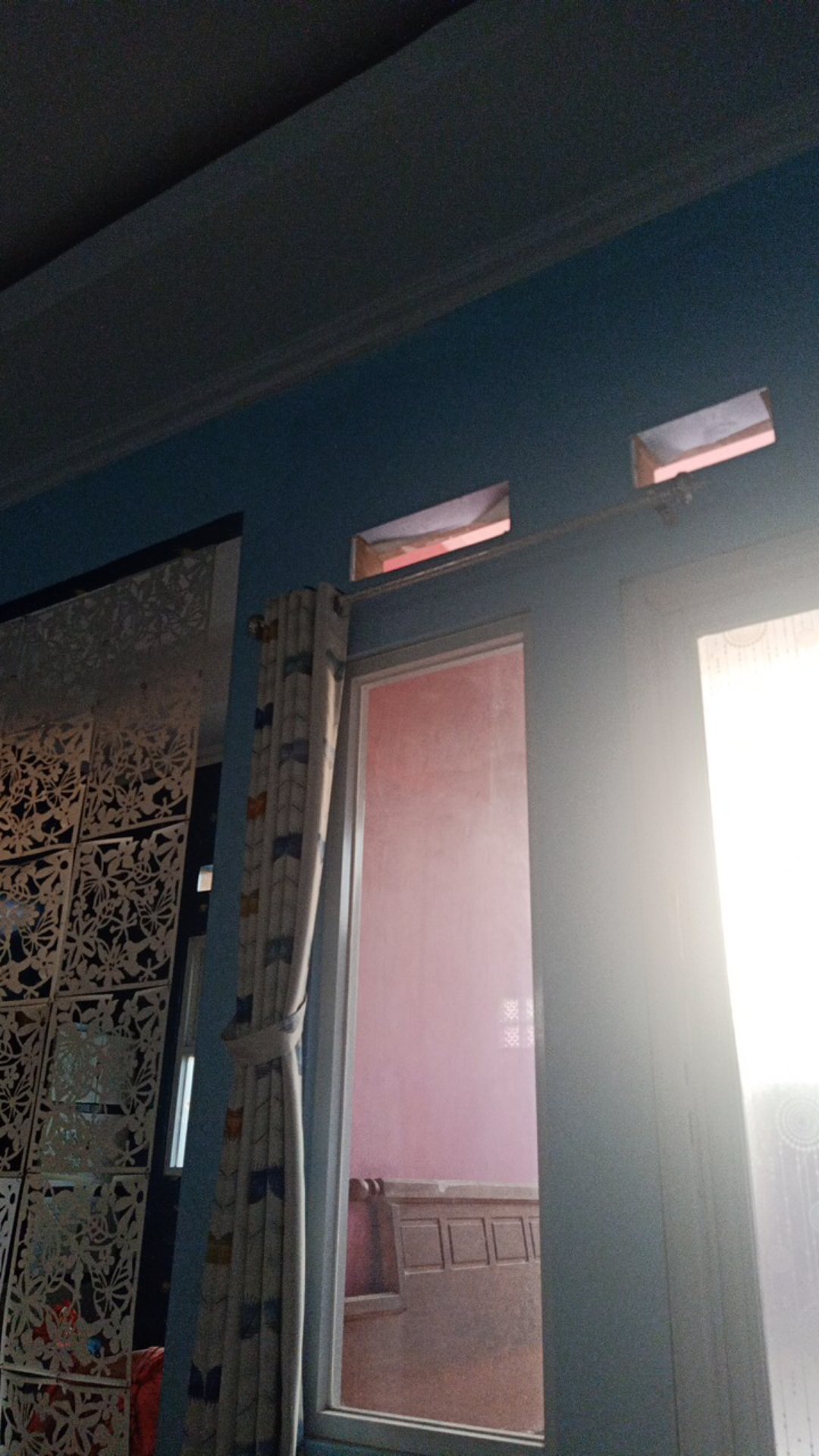 Hanger Suling U Belalai 9 Paku