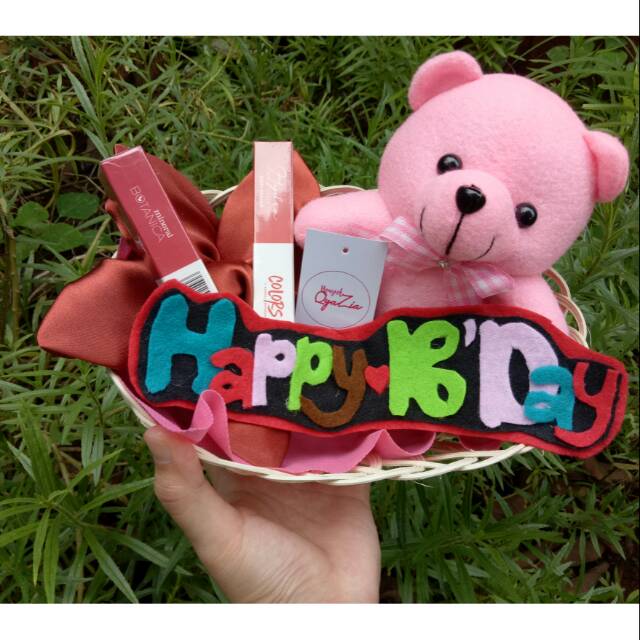 

Jasa Parcel Hadiah Mineral Botanica