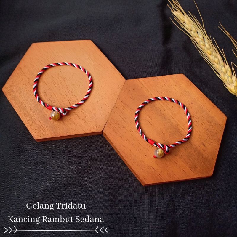 Gelang Tridatu Kancing Rambut Sedana / Gelang Asli Bali / Gelang Tridatu Khas Bali / Gelang Rejeki / Gelang batu Kecubung/ Gelang Aura / Gelang Batu Rambut Sedana asli / Craftdewata