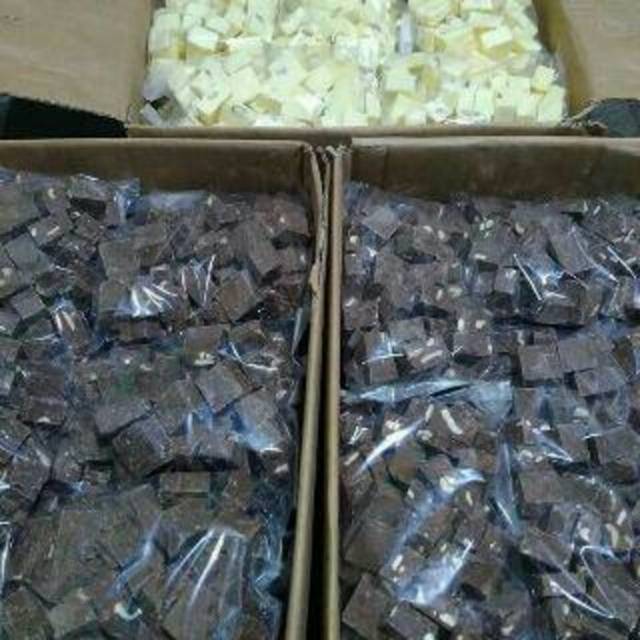 COKLAT SILVERQUEEN PATAHAN 1 KG