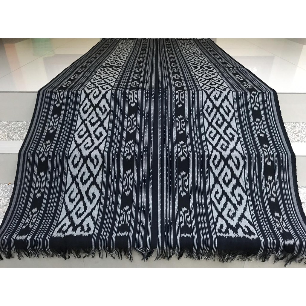 KAIN TENUN IKAT ANTIK TENUN JEPARA ETHNIC TORAJA TENUN NTT ROTE TENUN SUMBA TENUN KALIMANTAN