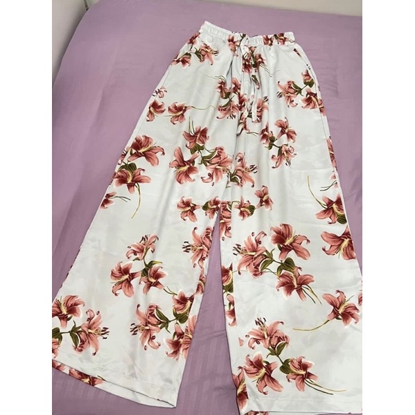 Kulot Flowy Halus Bali Floral Bunga
