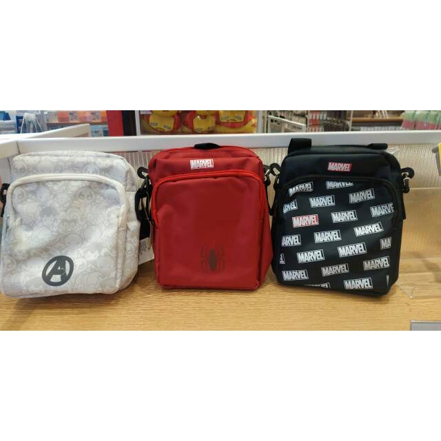 Miniso Marvel Tas Selempang Crossbody Bag