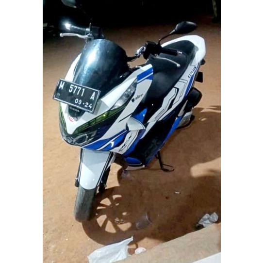 sticker decal full bodi pcx 150 biru putih