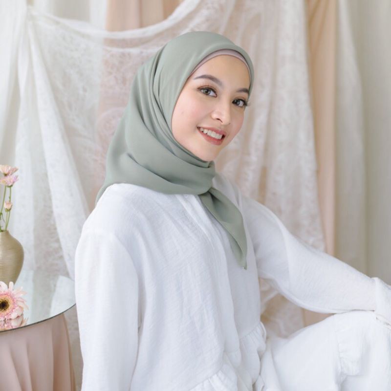 Kerudung Segiempat Polos Bella Square Hijab Segi Empat Bella Bahan Double Hycon Pasar Hija'b