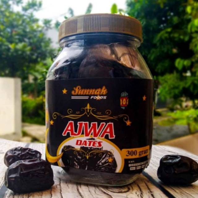 

Kurma Ajwa