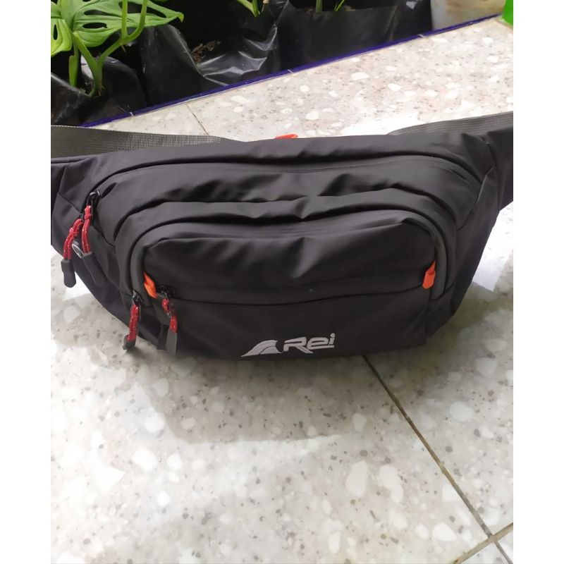 Tas Selempang Waistbag Rei Waterfroop anti air Tas Selempang Rei Tas Rei