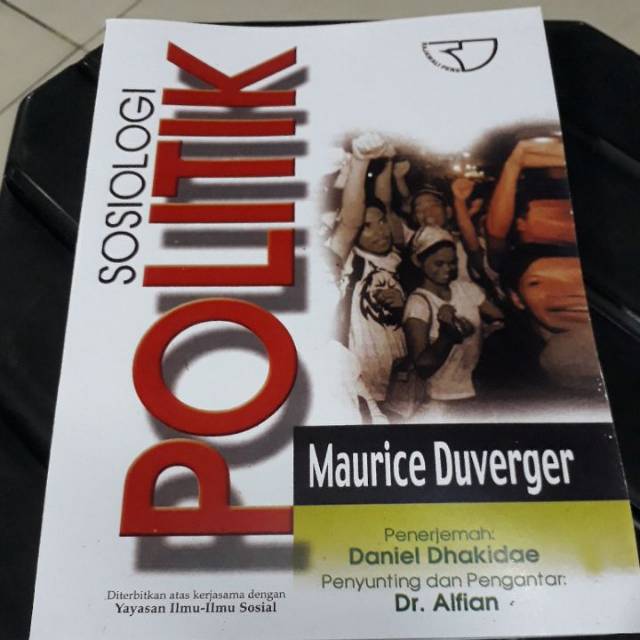 JUAL BUKU SOSIOLOGI POLITIK MAURICE DUVERGER DANIEL DHAKIDAE ALFIAN