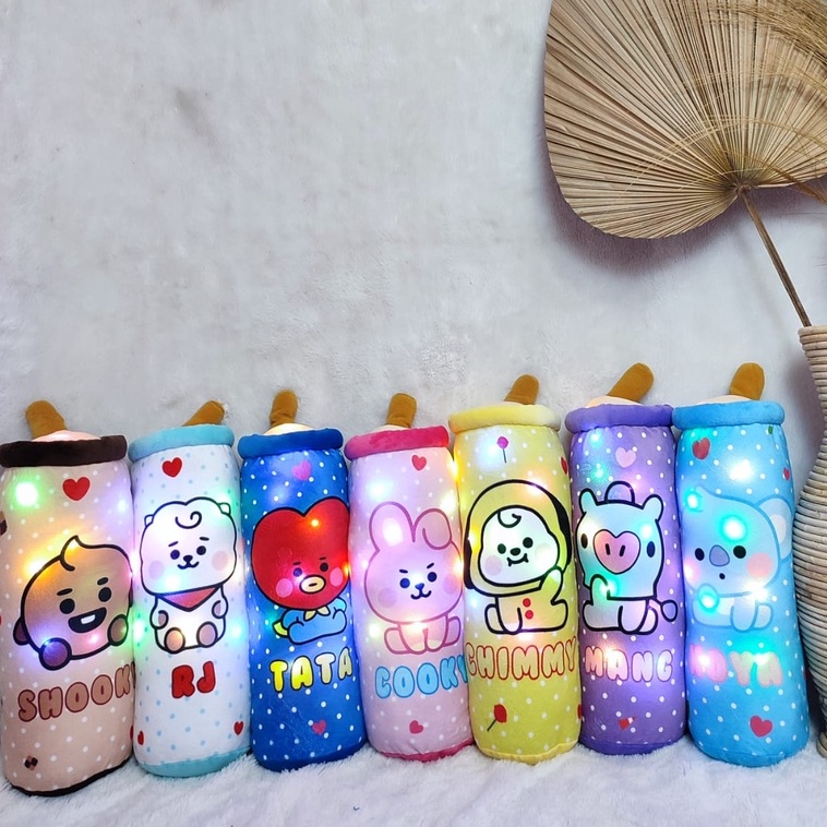 Boneka Boba BTS BT21 LED Bahan Yelvo Tinggi 45 cm Bahan Halus Printing Tata Chimmy Cooky RJ Koya Man