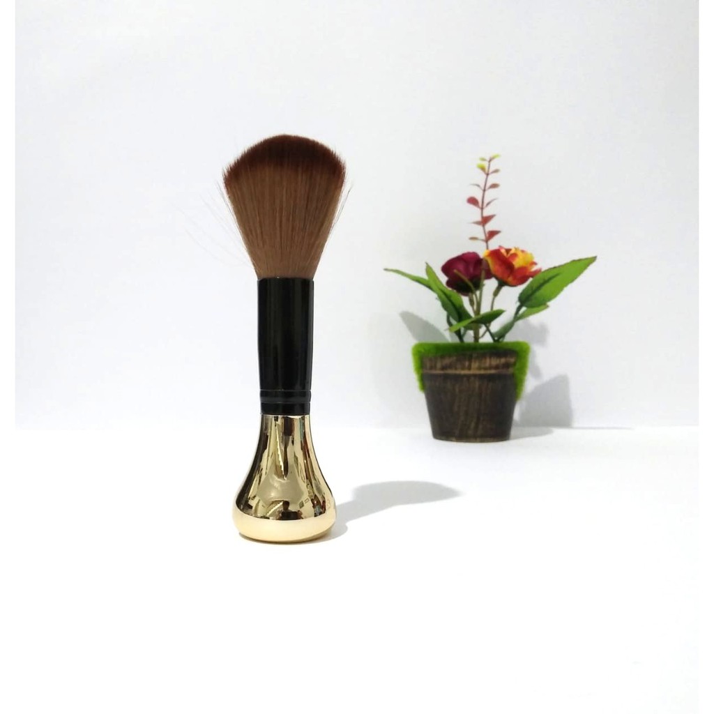 KUAS MAKE UP BLUSH ON Packing Mika MB728