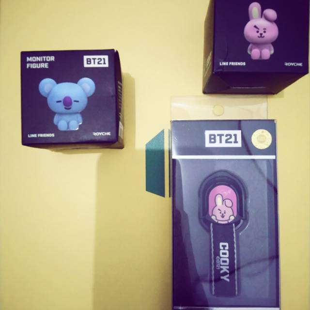 BT21 MONITOR FIGURE & CHARACTER HOLDER