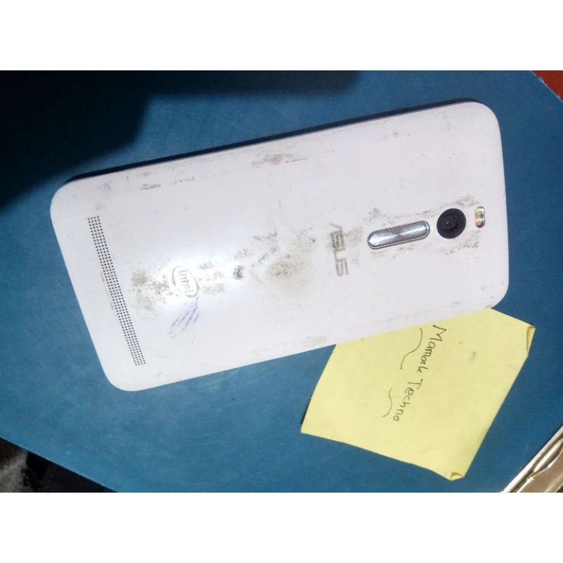 Asus Z00AD Minus mentok logo untuk kanibalan