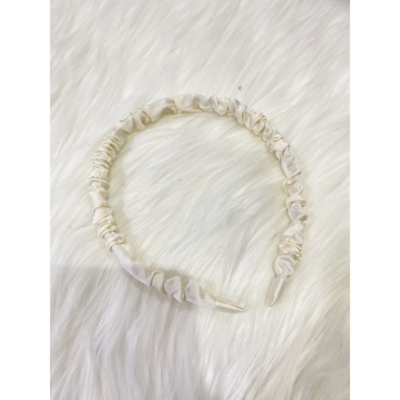 Bando scrunchie korea-White scrunchie