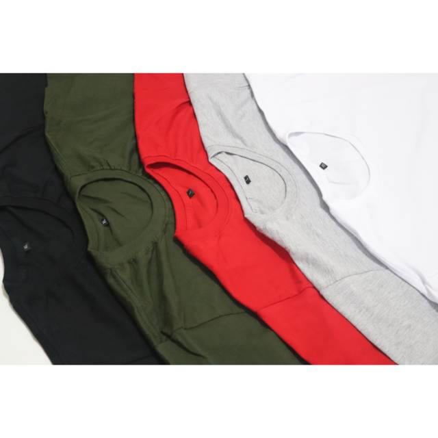 KAOS POLOS PENDEK