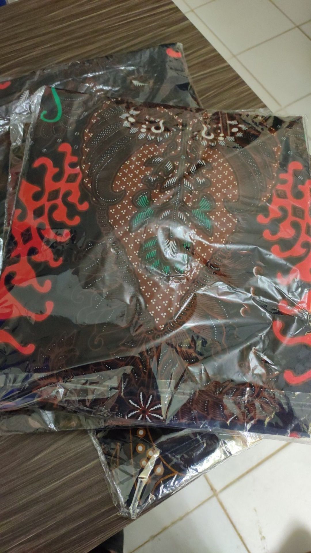 Batik Solo Geber Gunung Colet Kemeja Pria Katun Cabut Sragenan Full Furing