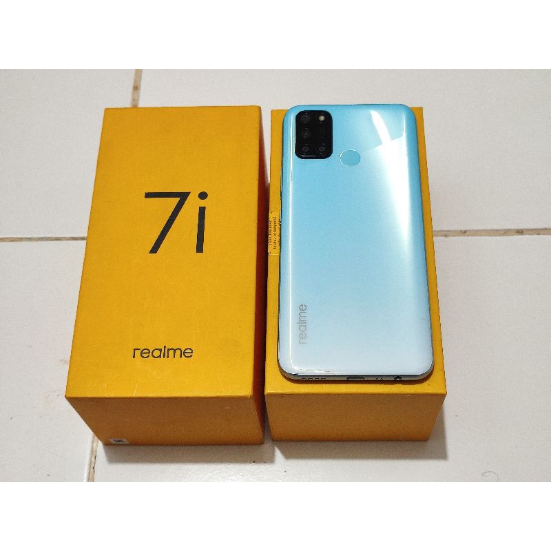 Realme 7i 8/128Gb second like new (Grade A) fullset acc ori