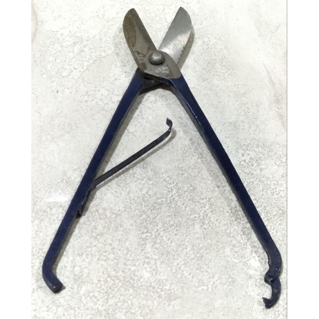 

Gunting Seng 12" RRT Tinman's Snips