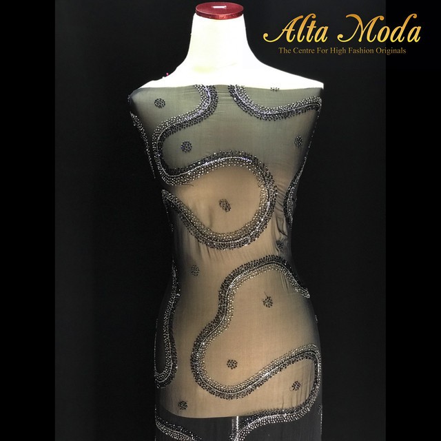 

Alta Moda Sequin Silk Chiffon Bordir Prada-Look Beads - Black (0.5M)