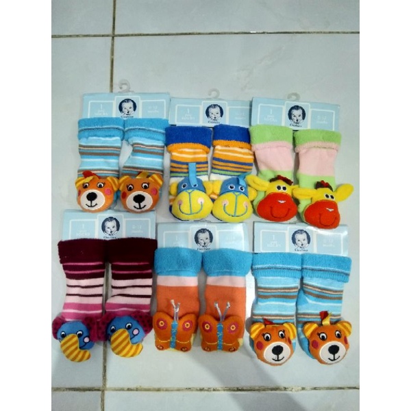 Kaos kaki boneka gerber