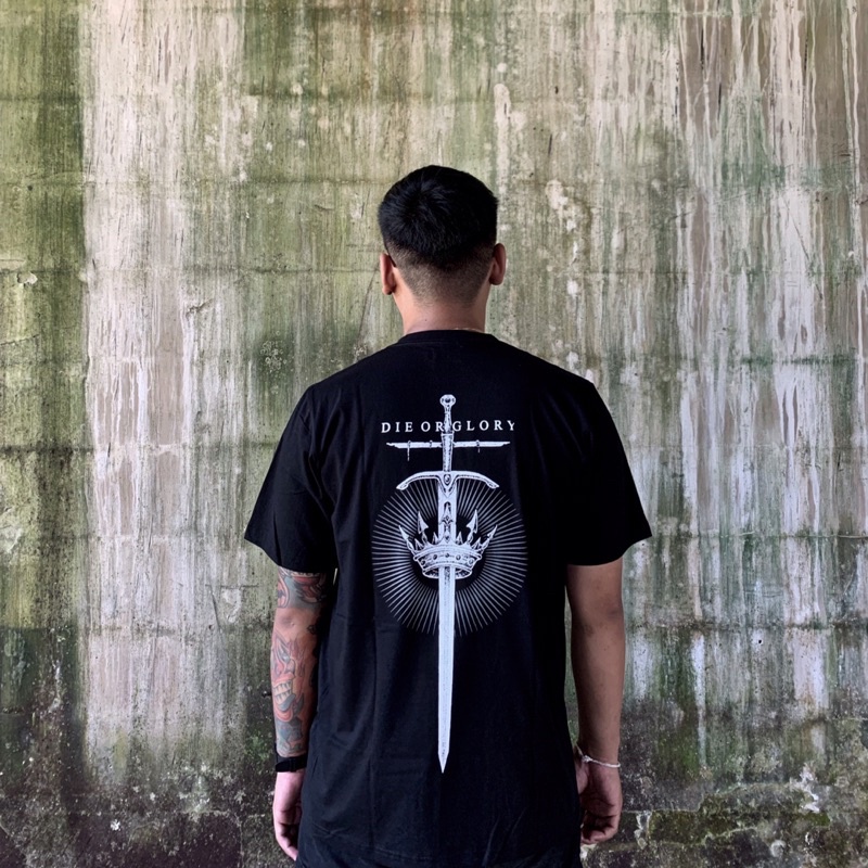 SNICKERS APPAREL / TSHIRT / "sword"
