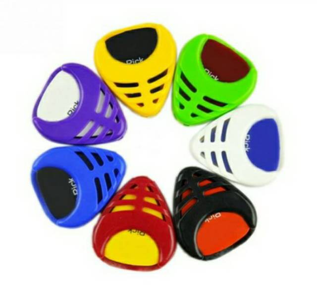 Pick holder tempat pick gitar warna warni segitiga ecer dan grosir