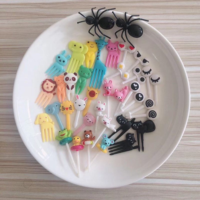 GrosirMart Garpu Bento Tusukan Bento Buah Kue Garpu Buah Kue Dessert Motif Lucu Anak-anak