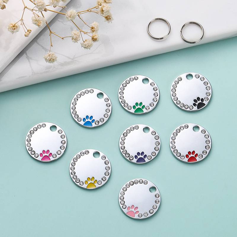 Liontin Kalung Anjing / Kucing Anti Hilang Motif Ukir Aksen Berlian