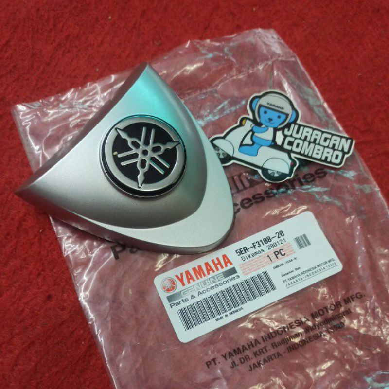 Emblem Logo Dasi Yamaha F1ZR - Vega Original