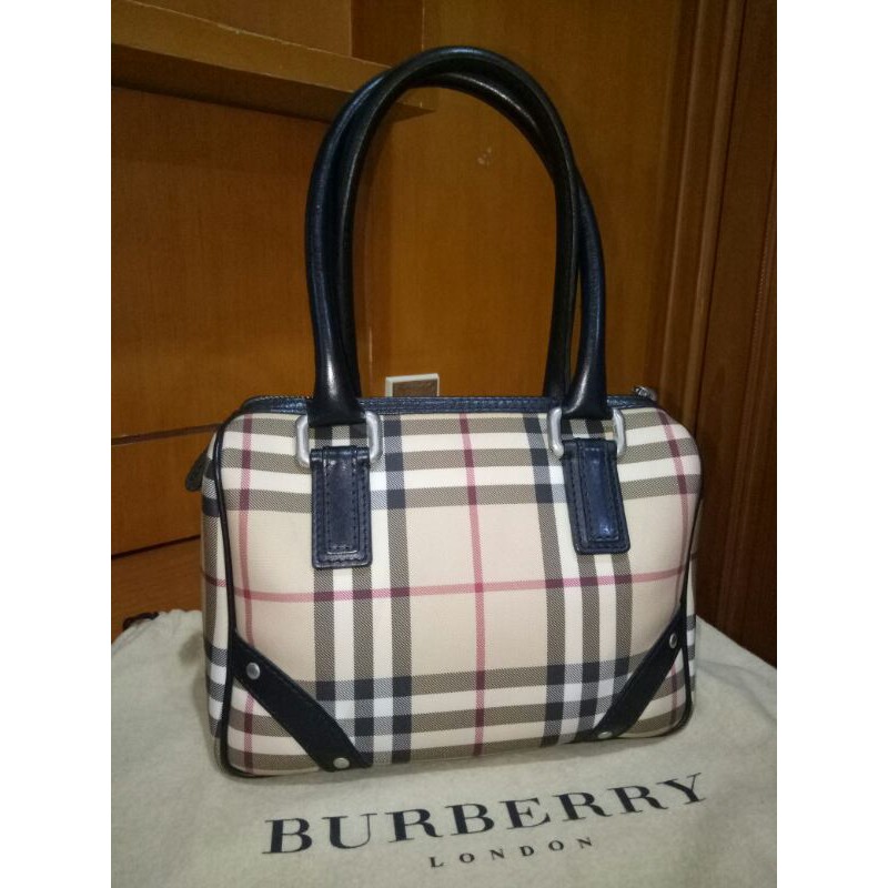 Burberry authentic bag