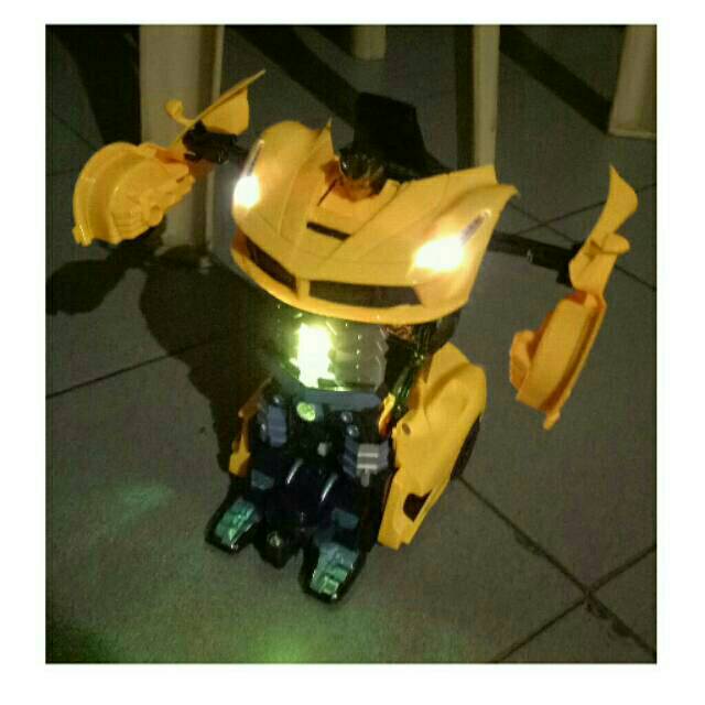 Rc Mobil 2in1deformation bumblebee Mobil robot transformer
