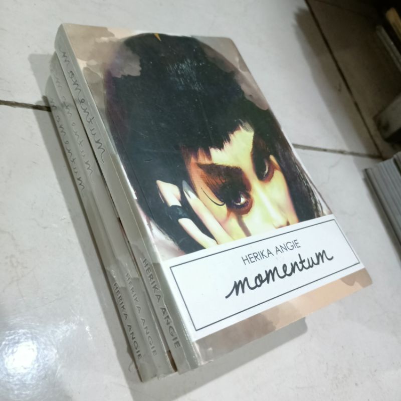 OBRAL BUKU NOVEL / BUKU FIKSI / Novel Remaja #7A/B/H-Momentum