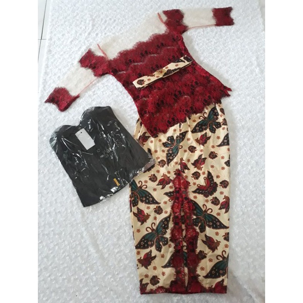 setelan kebaya jadi