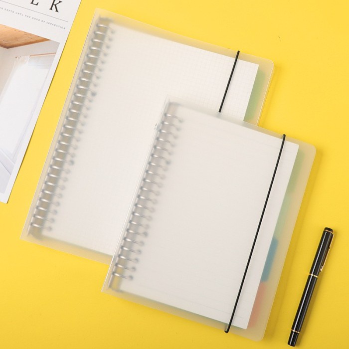 

Mudah Binder A5/B5 Polos Bening Plastik Tebal Include Kertas Dan Pembatas Diskon