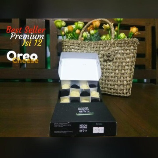 

Snack Kue Mochi Momi Premium rasa OREO KEJU Cianjur