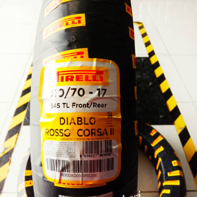 Ban Pirelli Diablo Corsa II 110/70-17
