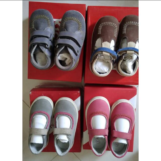 Sepatu Anak Kickers Original sale