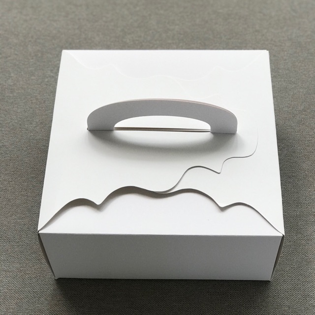 

Cake Box/Box Kue/Kotak Kue - White 20x20x9.5 cm