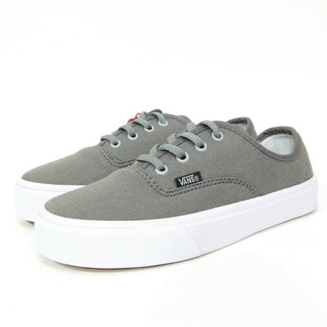 SEPATU VANS MONO AUTHENTIC