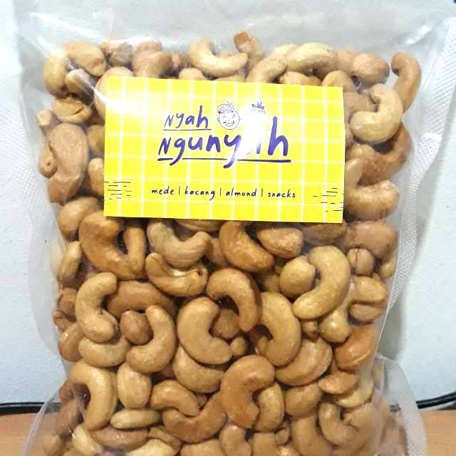 

Nyah Ngunyah Mede Original 1 Kg