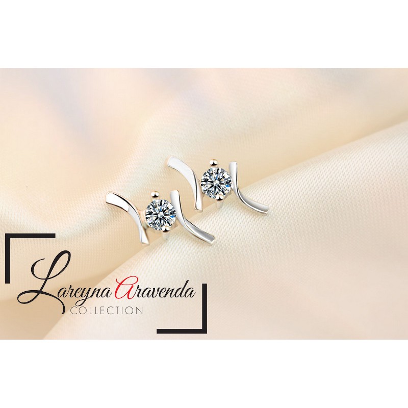 Anting Wanita Titanium Model Kilau Unik Kristal Crystal Zirconia AT084