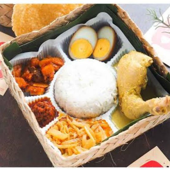 

Nasi Besek Sekat 7 Halal Murah dan Enak