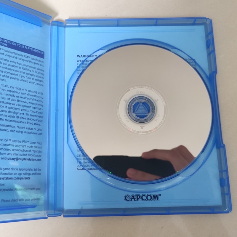 Resident Evil 4 PS4 Kaset Residentevil IV Playstation PS 4 5 Residen Evil RE 4 CD BD Game Games PS4 PS5 Residenevil evils 1 2 3 4 5 6 7 remake village 8 resid evils residentevil4 reg 3 region asia terbaru ori bluray disc original asli re4 evil4 biohazard