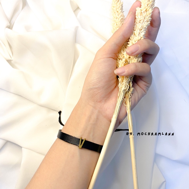 GELANG INISIAL BRONZE TALI KULIT SINTETIS / GELANG INISIAL HURUF / GELANG TALI INISIAL