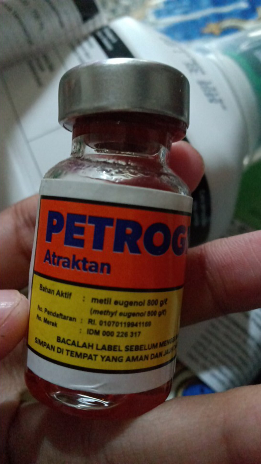 Petrogenol 800l Atraktan Obat Lalat Buah