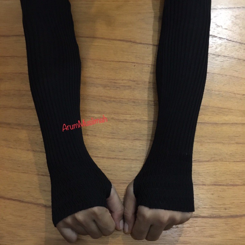 Handsock manset lengan jempol rajut